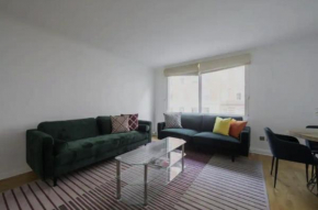 CAPITAL Two Bedroom Apartment Sloane Avenue